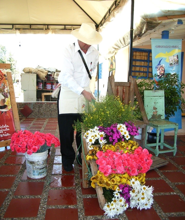 コロンビア 第２の都市 花の都 メデジン カリブ海に面する世界遺産の町カルタヘナ Travel Plus