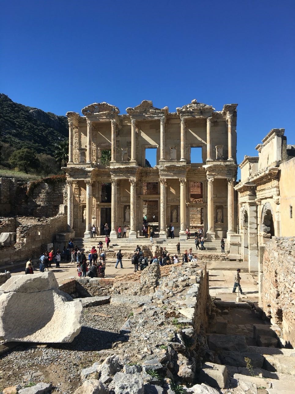 イスタンブールから１時間 古代ローマ遺跡が残る都市 イズミル の旅でおすすめのスポット Travel Plus